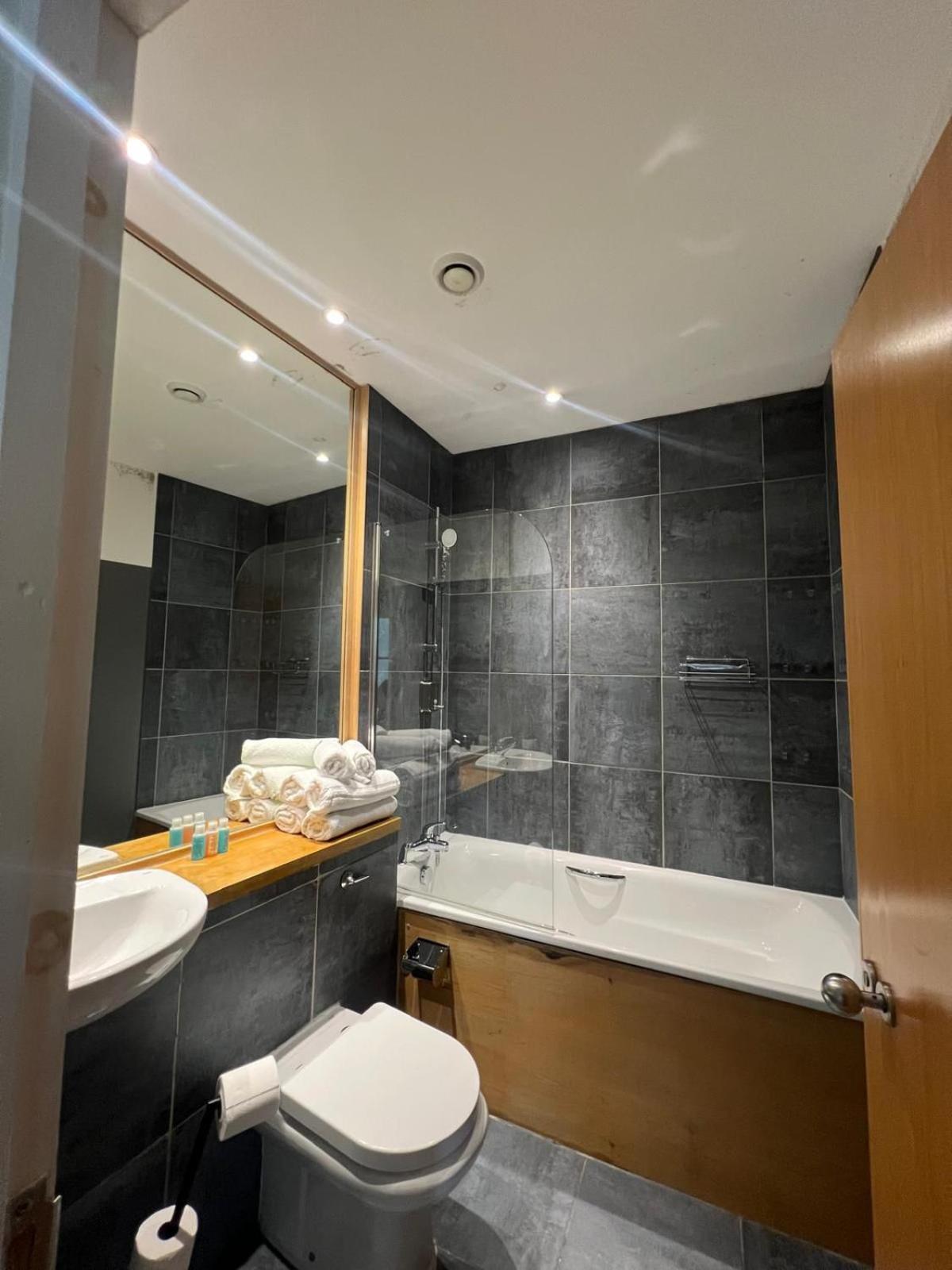 Super Prime City Centre Modern 3 Bed Apartment Liverpool Zewnętrze zdjęcie